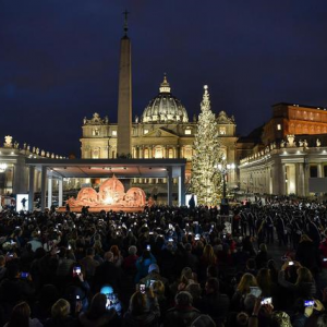 Papa Francesco celebra l'Immacolata Concezione
