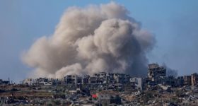 Bombardamenti sulla Striscia di Gaza.