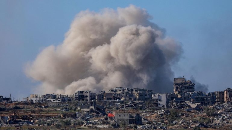 Bombardamenti sulla Striscia di Gaza.